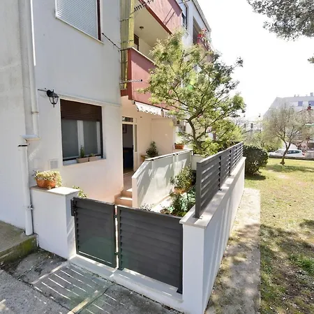 Apartment Paola-Ivana Zadar Buitenkant foto